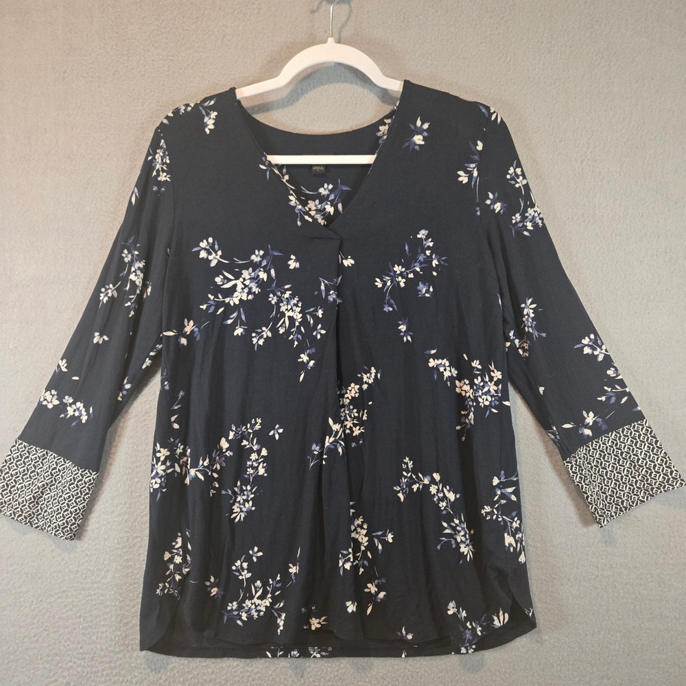 J. Jill Wearever Navy Floral 3/4 Sleeve Tunic Top V-Neck Pleated Front Small - Picture 2 of 8
